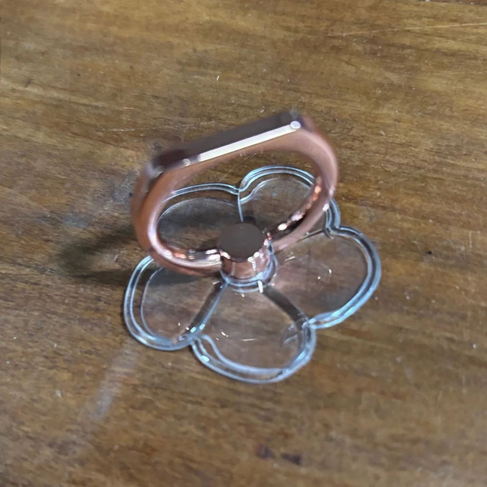 NWOT Clear Flower Phone Ring with Rose Gold Ring Holder